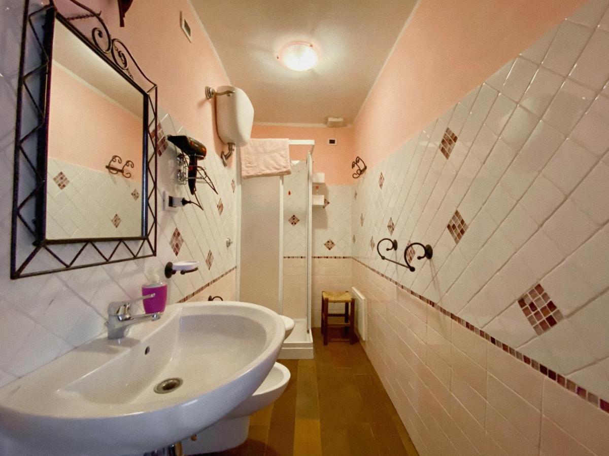 Bed and Breakfast Domos Antigas Bottidda Экстерьер фото
